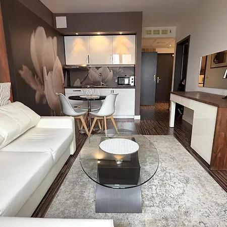 Apartment W 250m Do Plazy Kolobrzeg